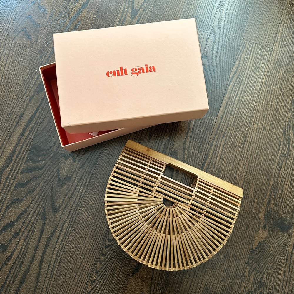 Cult Gaia ark bag